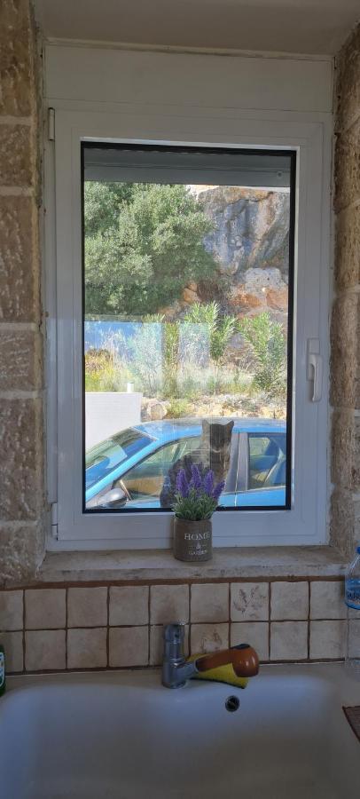 Πέτρα, Ελιά Και Λεβάντα Villa Tolón Eksteriør bilde