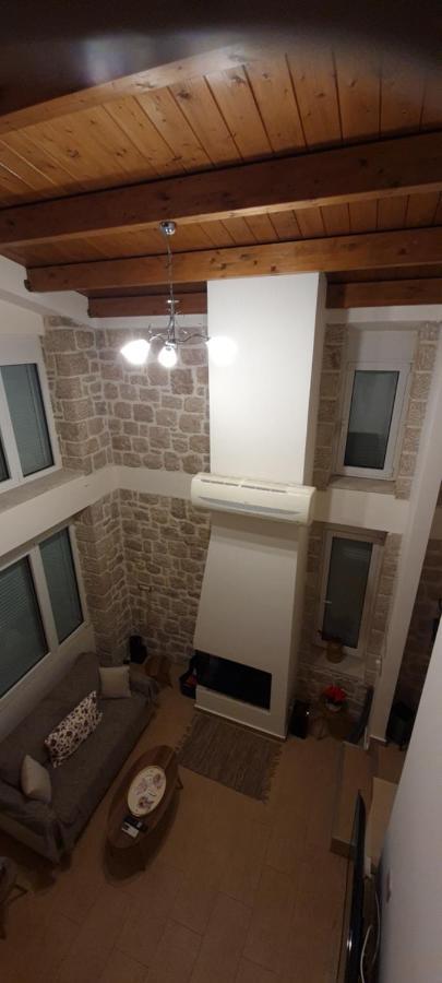 Πέτρα, Ελιά Και Λεβάντα Villa Tolón Eksteriør bilde