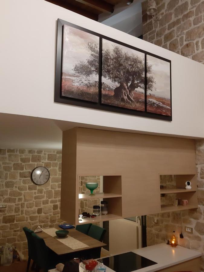 Πέτρα, Ελιά Και Λεβάντα Villa Tolón Eksteriør bilde